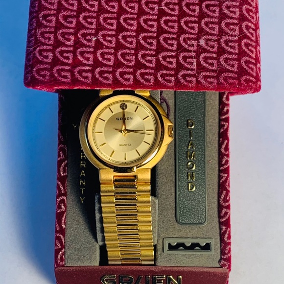 NWT Gruen Vintage Gold Plated Diamond Quartz Watch - Picture 3 of 9